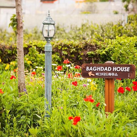 Baghdad House Villa Чеджу Екстериор снимка