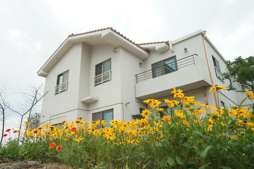 Baghdad House Villa Чеджу Екстериор снимка