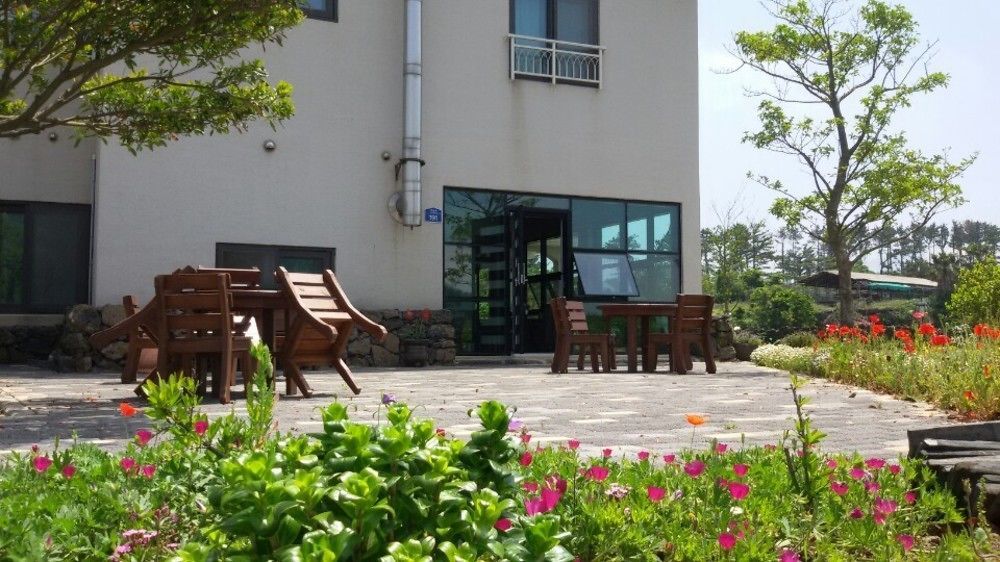 Baghdad House Villa Чеджу Екстериор снимка